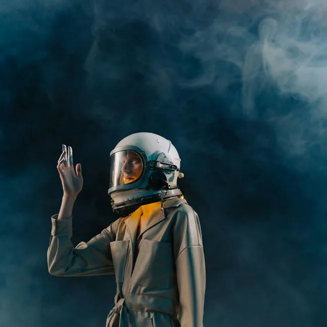 How Can Speculative Design Help Firms to Better Anticipate Risks?